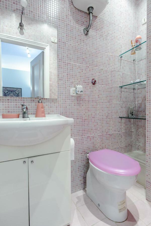 Glamorous House in Chiaia Napoli Esterno foto