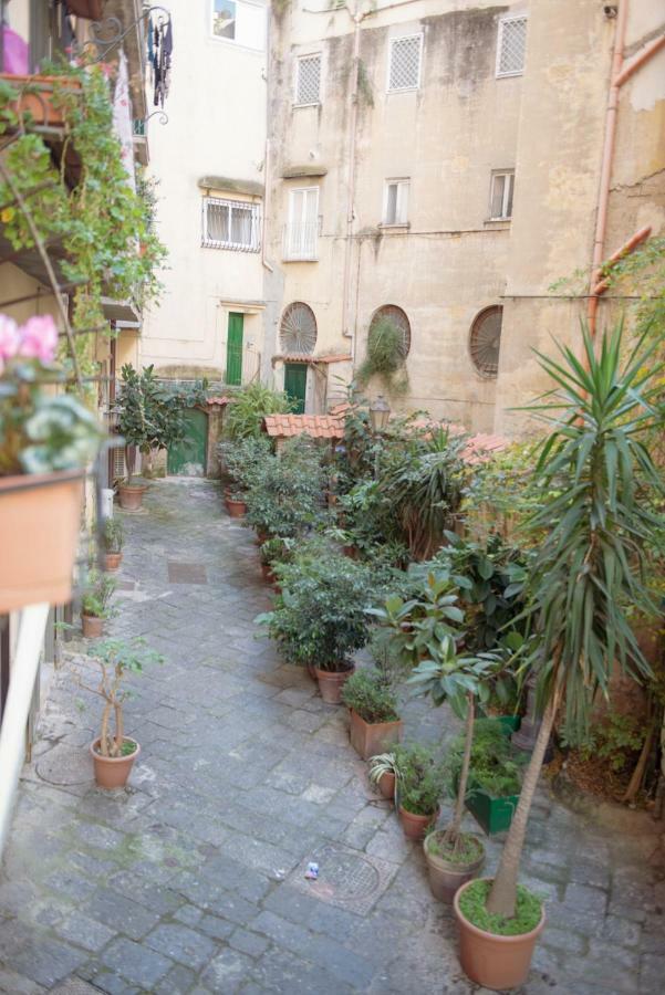 Glamorous House in Chiaia Napoli Esterno foto